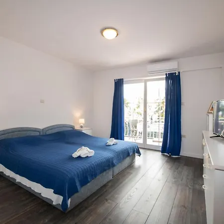 With Balcony A1 イカ